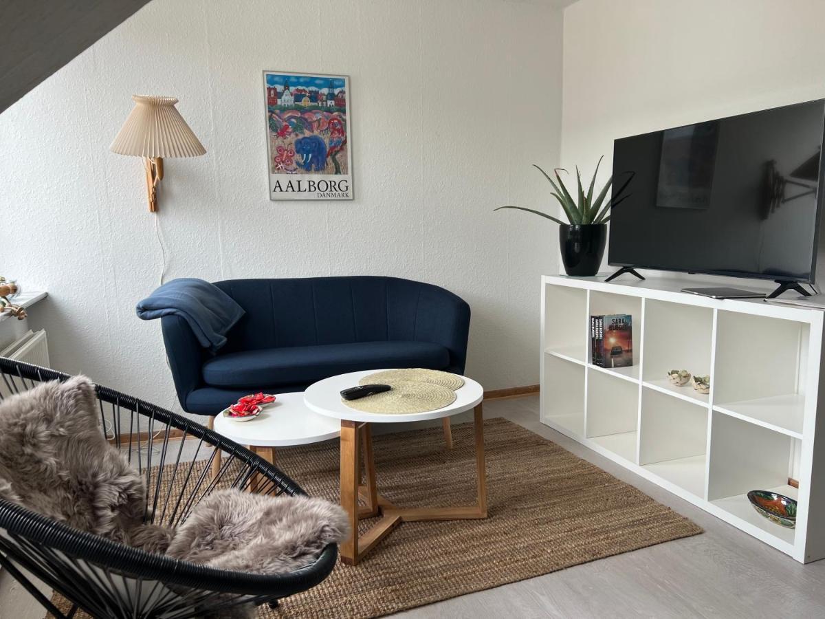 Christina Apartamento Ålborg Exterior foto